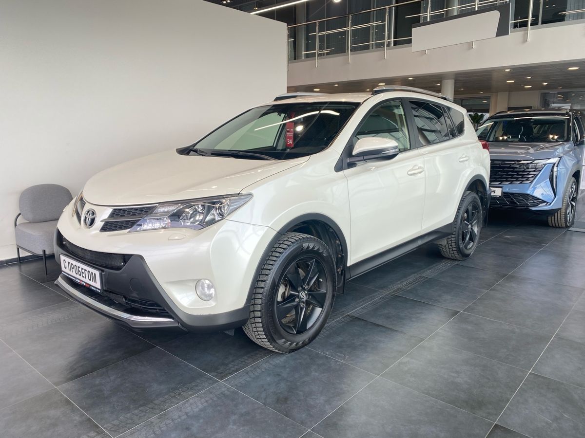 Купить б/у Toyota RAV4 2017 XW7RFREV*0S****43 г., с пробегом 150297 км в  Красноярске: цена 2935000