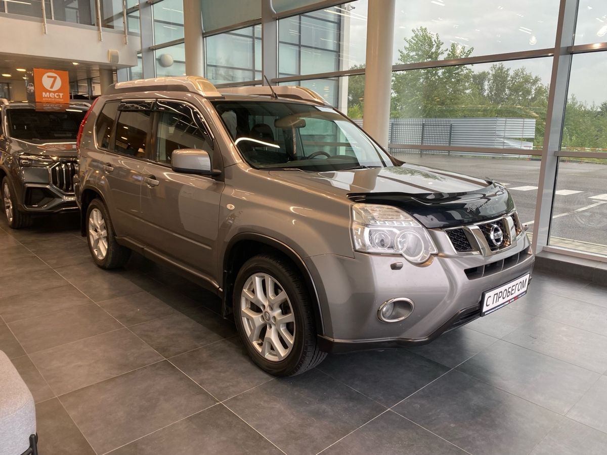 Nissan X-Trail 2011 1