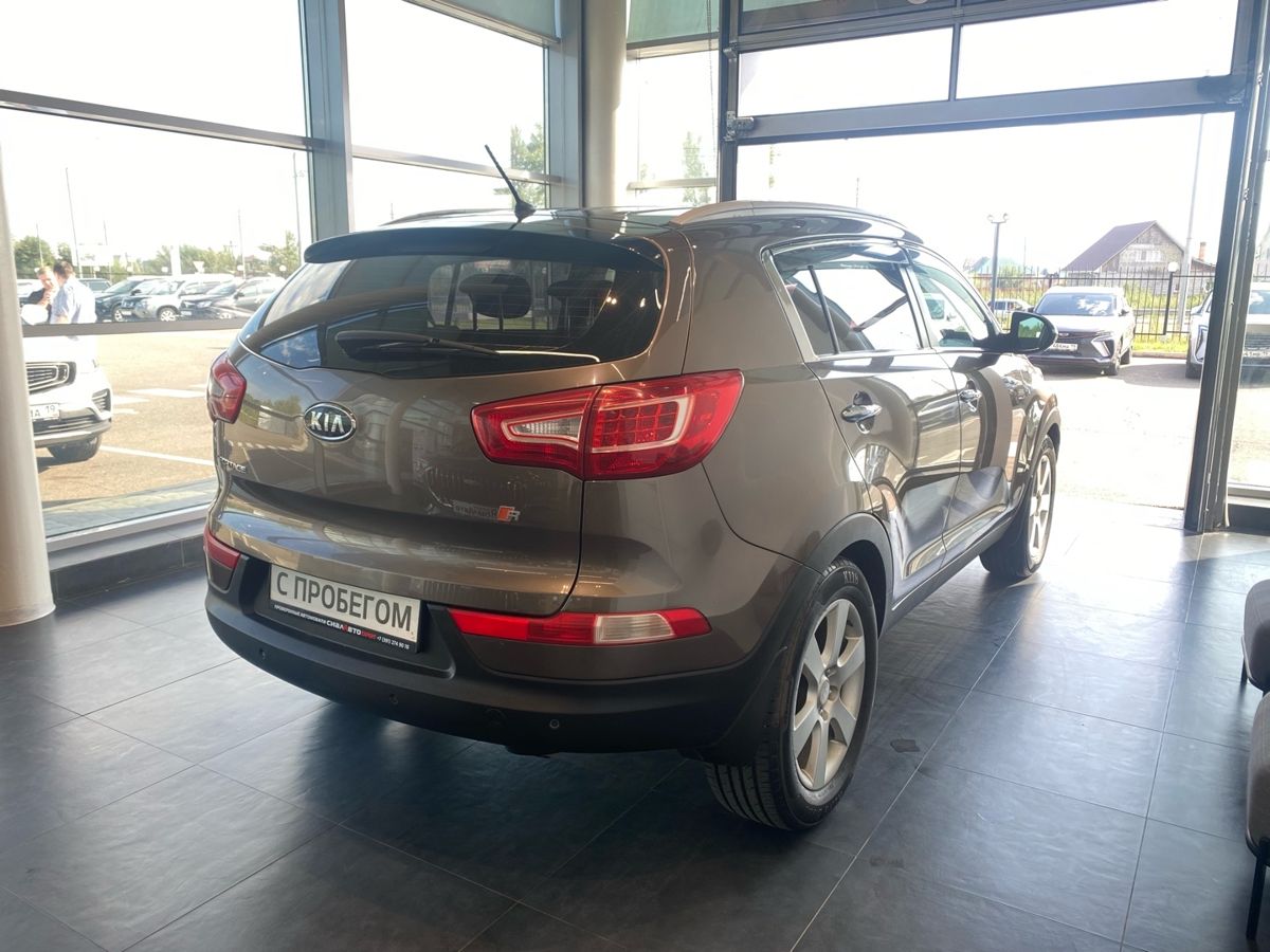 Kia Sportage 2011 14