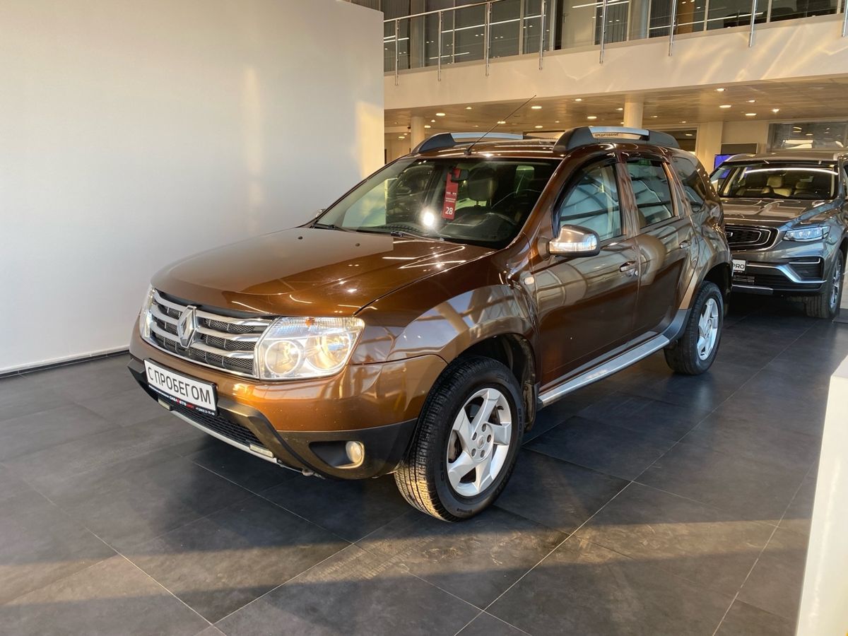 Renault Duster 2012 Автомат Передний Бензин 2.0